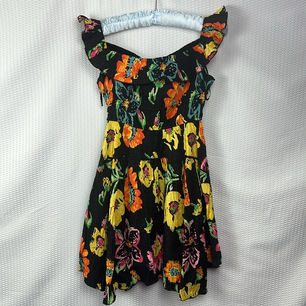 NWT Aubrey off-the-shoulder mini dress Urban Outfitters